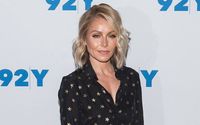 Kelly Ripa Net Worth - How Rich is the Actress?